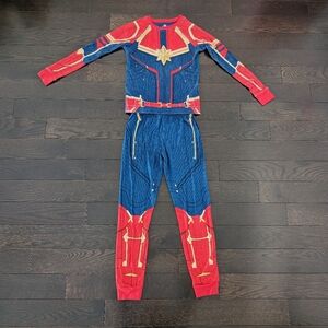 sz:8 girls Captain Marvel matching shirt & pants set, Marvel/Disney